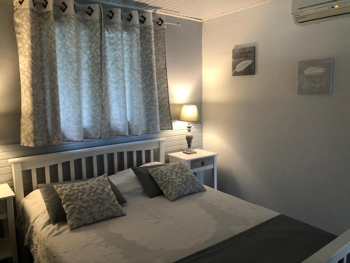 Ducharmoy Lodges Сейнт Клод Екстериор снимка